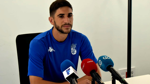 Redru, lateral izquierdo de la AD Ceuta FC