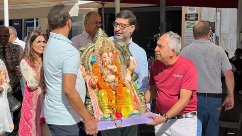 Imagen del traslado de Ganesh/ Dani Hern&aacute;ndez