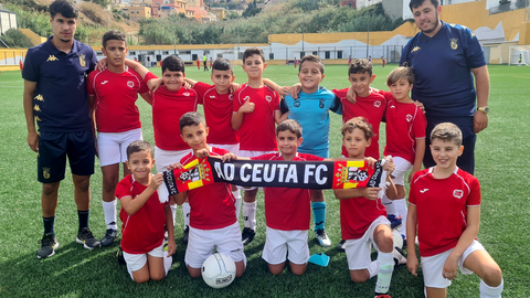 Pistoletazo de salida al f&uacute;tbol aut&eacute;ntico_ los m&aacute;s peque&ntilde;os de la RFFCE comienzan la competici&oacute;n