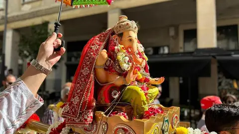 Procesi&oacute;n de Ganesh/ Mohamed Ettouileb