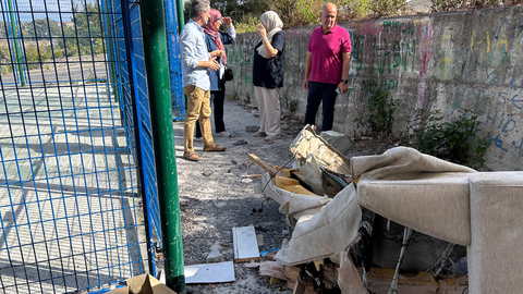 El PSOE urge al Gobierno a reparar la pista de Cortijo Moreno, llena de _basura_