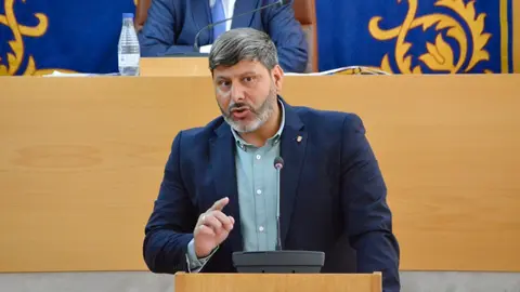  Mohamed Mustafa, durante el transcurso de una sesi&oacute;n plenaria / Alejandro Castillo 