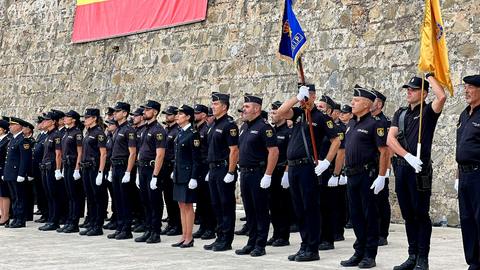 policia 13