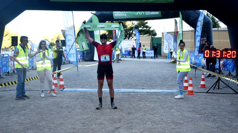 Una &eacute;pica 'Anyera Nordic Walking C&aacute;mara de Comercio de Ceuta' corona a los grandes campeones