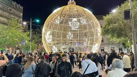 Inauguraci&oacute;n del alumbrado ornamental de Navidad / Daniel Hern&aacute;ndez