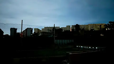 Apag&oacute;n / Mohamed Ettouileb