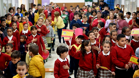 El Colegio Rosal&iacute;a de Castro conmemora el 45 aniversario de la Constituci&oacute;n  (4) - copia