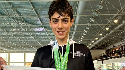 Alejandro L&oacute;pez, campe&oacute;n de Andaluc&iacute;a en 50 y 200 metros espalda