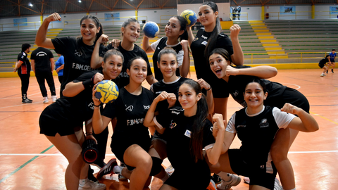 Las selecciones de balonmano femenino, preparadas/ Archivo