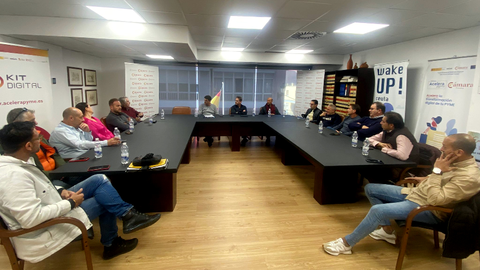 Los hosteleros se han reunido este lunes en la sede de la C&aacute;mara de Comercio / C&aacute;mara de Comercio