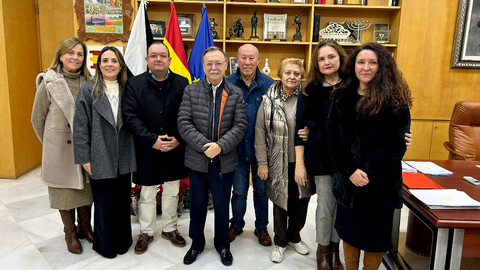 El presidente de la Ciudad se re&uacute;ne con los representantes de la Cofrad&iacute;a de San Antonio / Ciudad Aut&oacute;noma de Ceuta