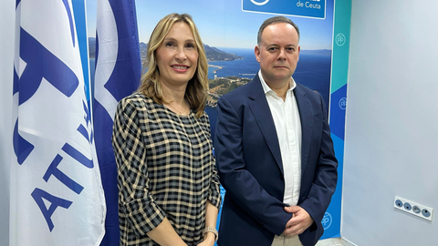 La senadora Cristina D&iacute;az y el diputado, ,Javier Celaya / Dani Hern&aacute;ndez
