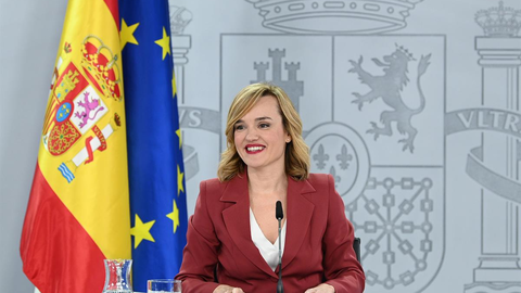 La ministra de Educaci&oacute;n y portavoz del Gobierno, Pilar Alegr&iacute;a, durante una rueda de prensa