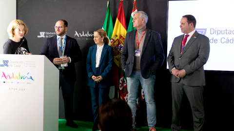 La Intercontinental Race se presenta en el stand de la Diputaci&oacute;n de C&aacute;diz / Servicios Tur&iacute;sticos