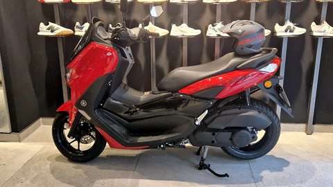 Motocicleta sortada el pasado a&ntilde;o / Laura Ortiz