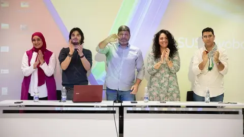 Fatima Sohora Mohamed, Julio Basurco, Mohamed Mustafa,Julia Fererras y Muad Ayadi, integrantes de Ceuta Ya! / Archivo
