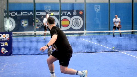 Arranca el Torneo de P&aacute;del y Tenis de la Polic&iacute;a Nacional . Foto: Rafa B&aacute;ez