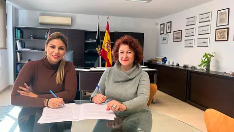 Firma de la pr&oacute;rroga del convenio con AFA