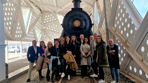 Visita a la Estaci&oacute;n de Ferrocarril del grupo de Decision Makers _ Laura Ortiz(2)