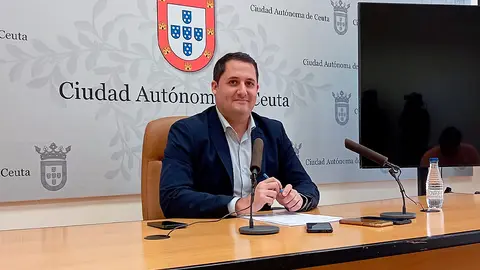 Alejando Ram&iacute;rez, durante la rueda de prensa posterior al Consejo de Gobierno