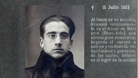 Album donde el Grupo de Fuerzas Regulares Ind&iacute;genas N.&ordm; 4 honra a sus muertos en combate