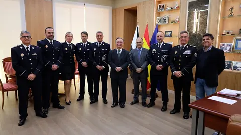 Entrega de divisas a los nuevos inspectores 3