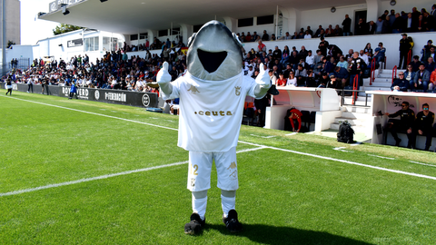 Caballati, mascota de la AD Ceuta FC. foto: Rafa B&aacute;ez