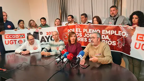 Rueda de prensa por el 1 de mayo / Rafa B&aacute;ez