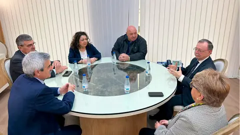 Reuni&oacute;n entre Cristina P&eacute;rez y Juan Vivas