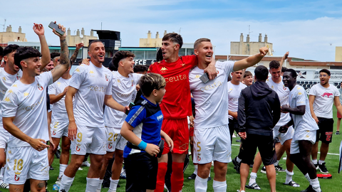 El filial de la AD Ceuta FC empata ante el Ciudad de Lucena y se clasifica para los playoff a Segunda RFEF