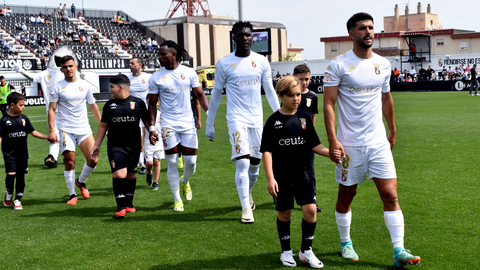 Im&aacute;genes del encuentro entre la AD Ceuta FC y el Antequera CF