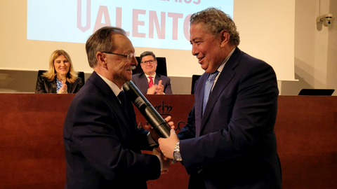 Vivas recoge el Premio Talento en Sevilla