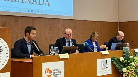 Mesa presidencial del evento/ Dani Hern&aacute;ndez