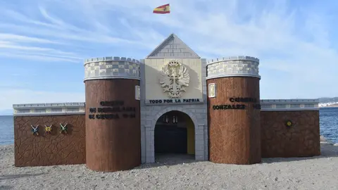 Espectacular r&eacute;plica de la sede del Tabor de Regulares 54/ Rafa B&aacute;ez
