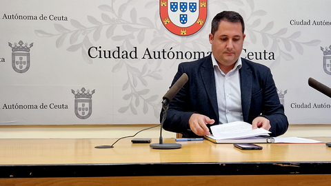 Alejandro Ram&iacute;rez, portavoz del Gobierno, durante la comparecencia de este martes _ Laura Ortiz