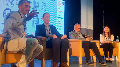 Por la izquierda, Pablo Mat&eacute;s, Jaime Gil Robles, Antoni Llorens y Tania L&oacute;pez, en el Forbes Summit Reinventing&nbsp;Ceuta.