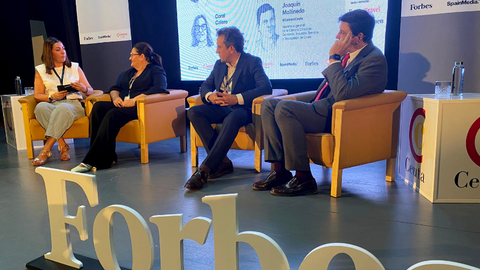 Tecnolog&iacute;a y sostenibilidad han centrado una de las mesas de este Forbes Summit Reinventing Ceuta _ Pablo Mat&eacute;s