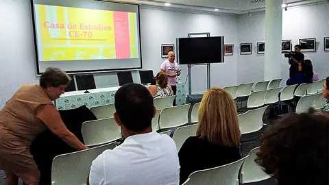 Ponencia informativa de la Casa de Estudios / C&eacute;sar Mart&iacute;n