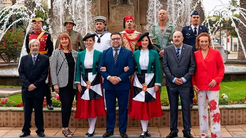 Conmemoraci&oacute;n del D&iacute;a de las Fuerzas Armadas por la Casa de Ceuta en Melilla / Cedida