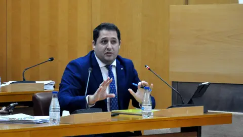  Alejandro Ram&iacute;rez 