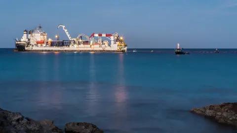 Las obras del cable submarino, ya en marcha / Cedida