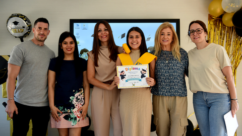 Graduaci&oacute;n de sexto de Primaria del Rosal&iacute;a de Castro