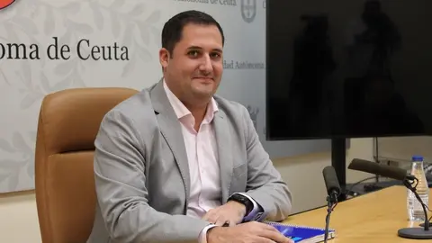 Alejandro Ram&iacute;rez durante una rueda de prensa posterior al Consejo de Gobierno /Archivo