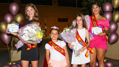 'I Certamen de Misses de la barriada de Parques de Ceuta'. Foto_ Objetivo Cero _ cedida por la Asociaci&oacute;n de Vecinos de Parques de Ceuta 