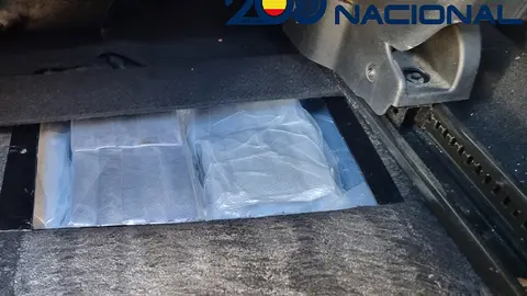 Droga aprehendida en el puerto / Polic&iacute;a Nacional