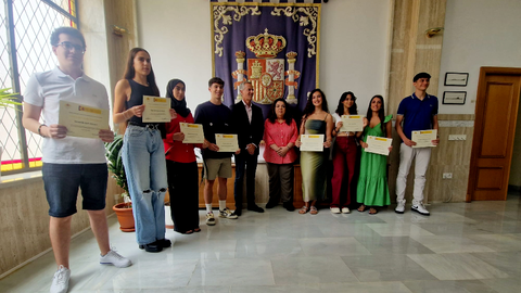 Los estudiantes han sido recibidos este mi&eacute;rcoles por la delegada del Gobierno _ Laura Ortiz