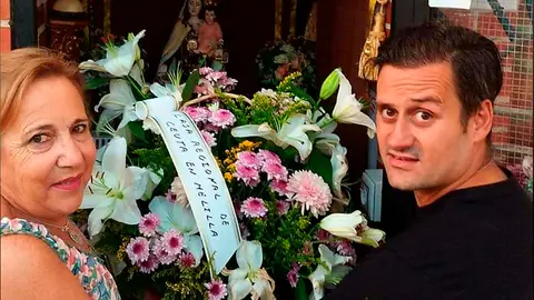 Ofrenda floral de la Casa de Ceuta en Melilla a la Virgen del Carmen