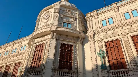 P&oacute;rtico de entrada de la feria de 2024