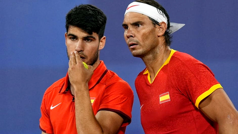 Carlos Alcaraz junto a Rafa Nadal. Foto: COE