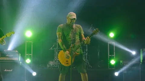  El l&iacute;der de La Ruina, durante un concierto en el auditorio de La Marina / A. Castillo 